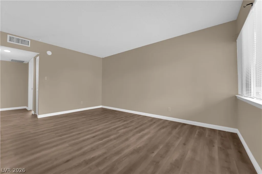 350 Desert Inn, Las Vegas, NV 89109