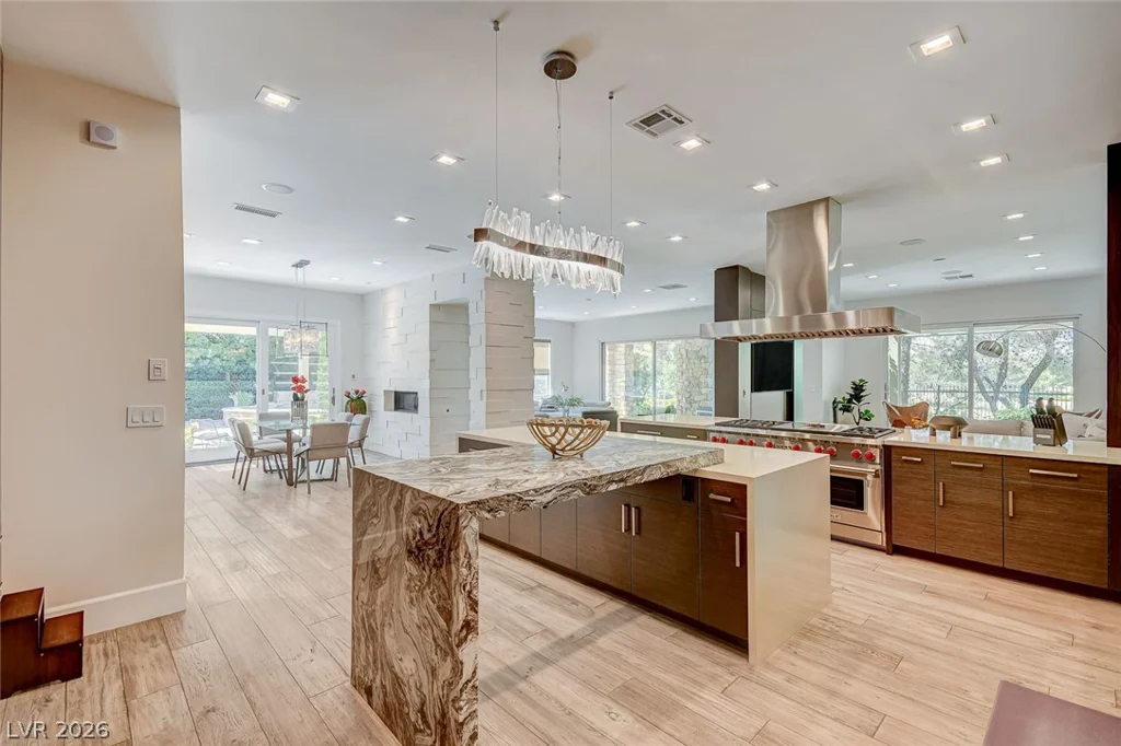 11827 Oakland Hills, Las Vegas, NV 89141