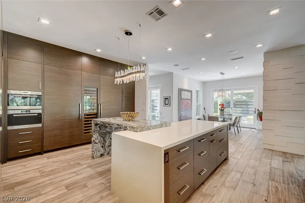 11827 Oakland Hills, Las Vegas, NV 89141