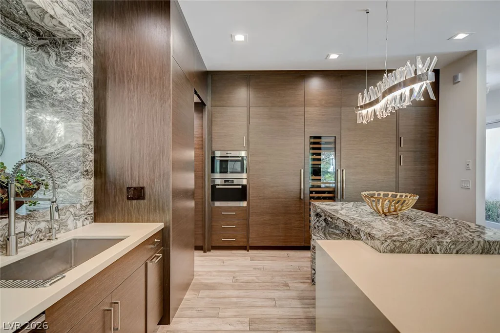 11827 Oakland Hills, Las Vegas, NV 89141
