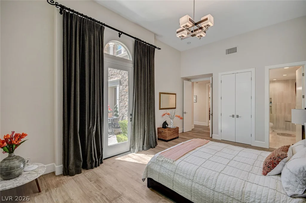 11827 Oakland Hills, Las Vegas, NV 89141