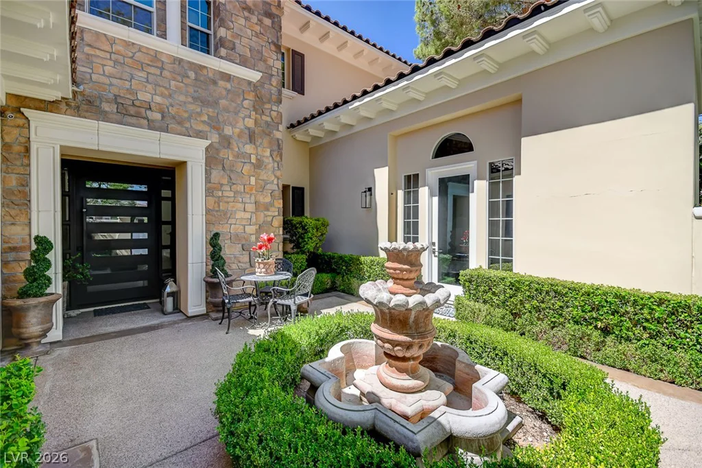 11827 Oakland Hills, Las Vegas, NV 89141