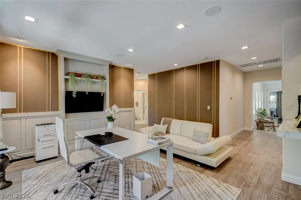 11827 Oakland Hills, Las Vegas, NV 89141
