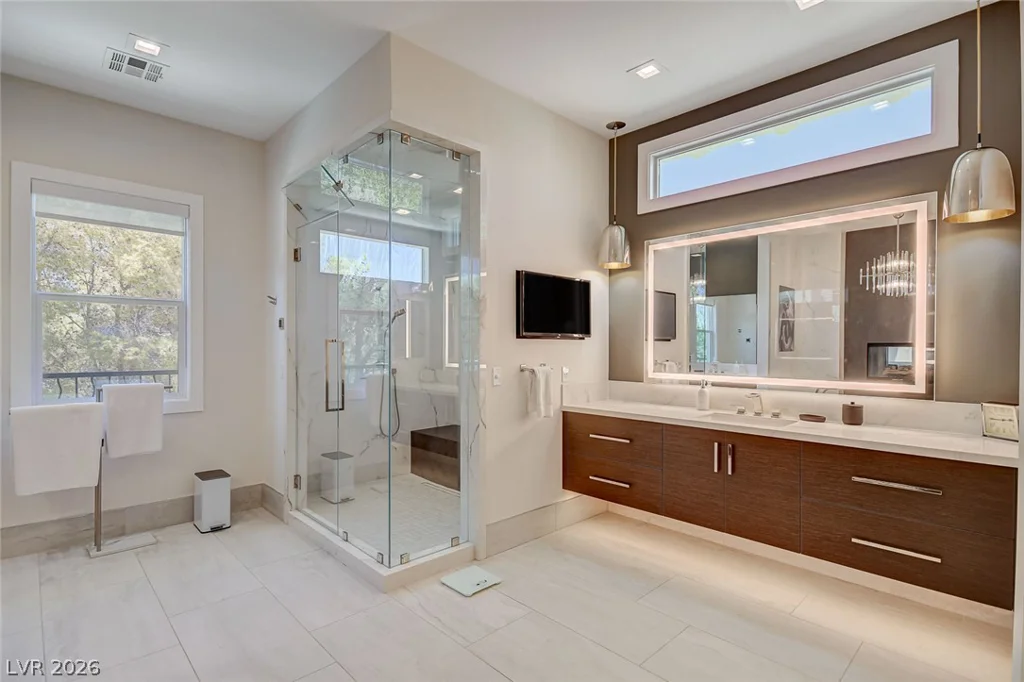 11827 Oakland Hills, Las Vegas, NV 89141