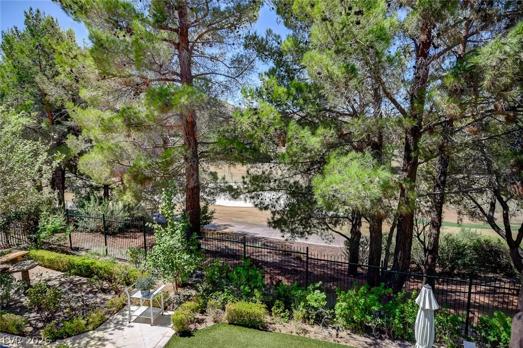 11827 Oakland Hills, Las Vegas, NV 89141