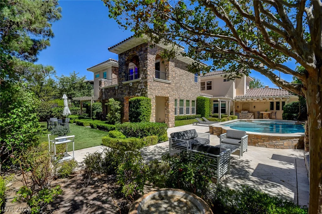 11827 Oakland Hills, Las Vegas, NV 89141