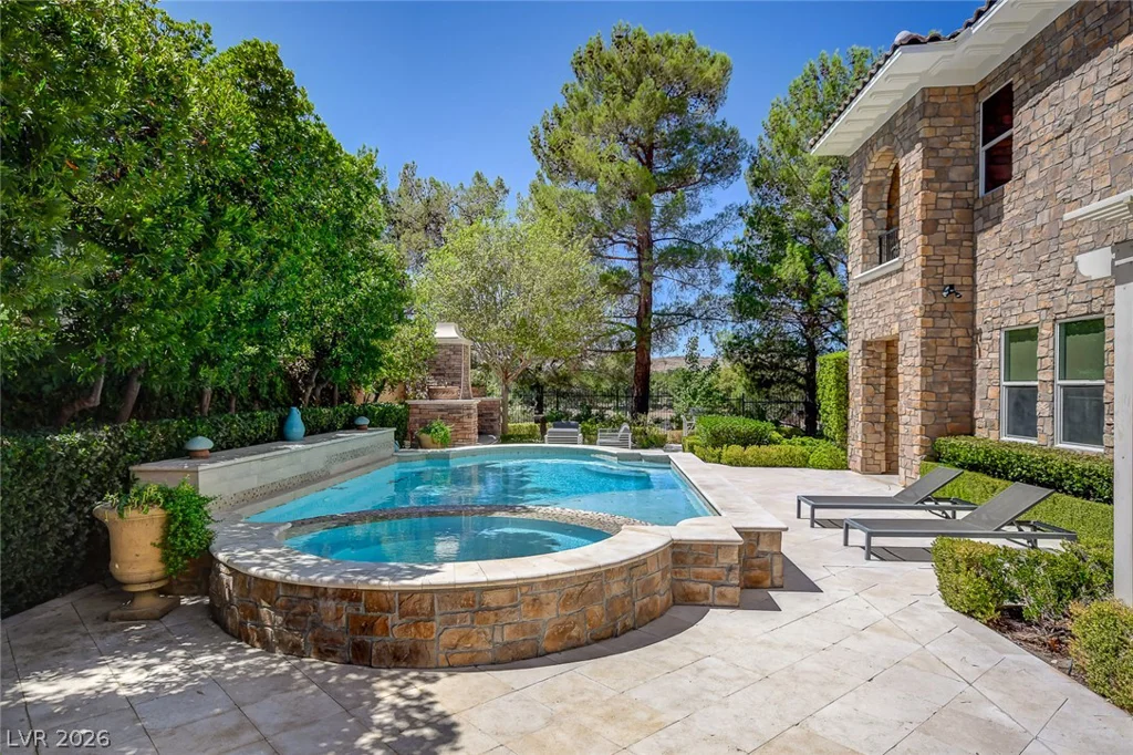 11827 Oakland Hills, Las Vegas, NV 89141