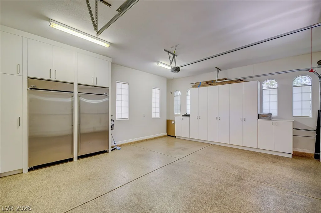 11827 Oakland Hills, Las Vegas, NV 89141