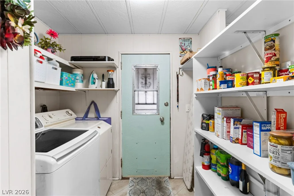 3671 Gulf Shores, Las Vegas, NV 89122
