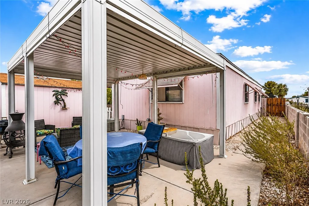 3671 Gulf Shores, Las Vegas, NV 89122
