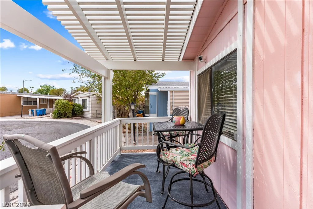 3671 Gulf Shores, Las Vegas, NV 89122