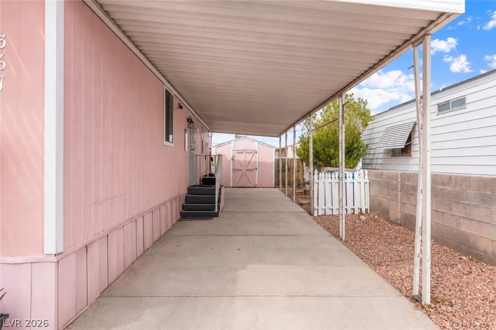 3671 Gulf Shores, Las Vegas, NV 89122