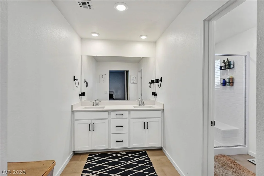 6282 Foxes Dale, Las Vegas, NV 89166