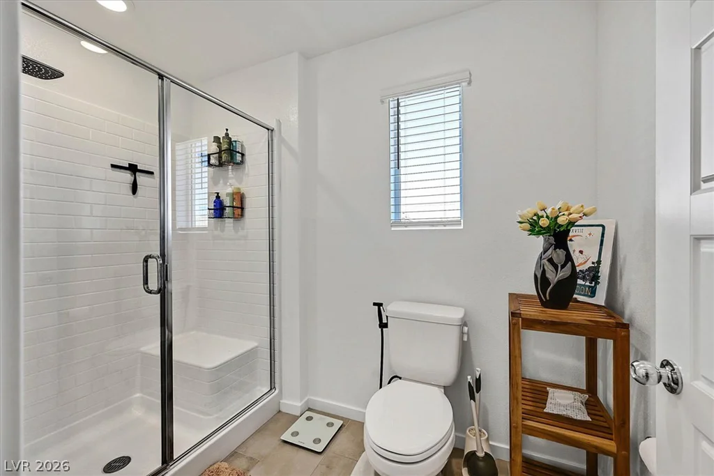 6282 Foxes Dale, Las Vegas, NV 89166