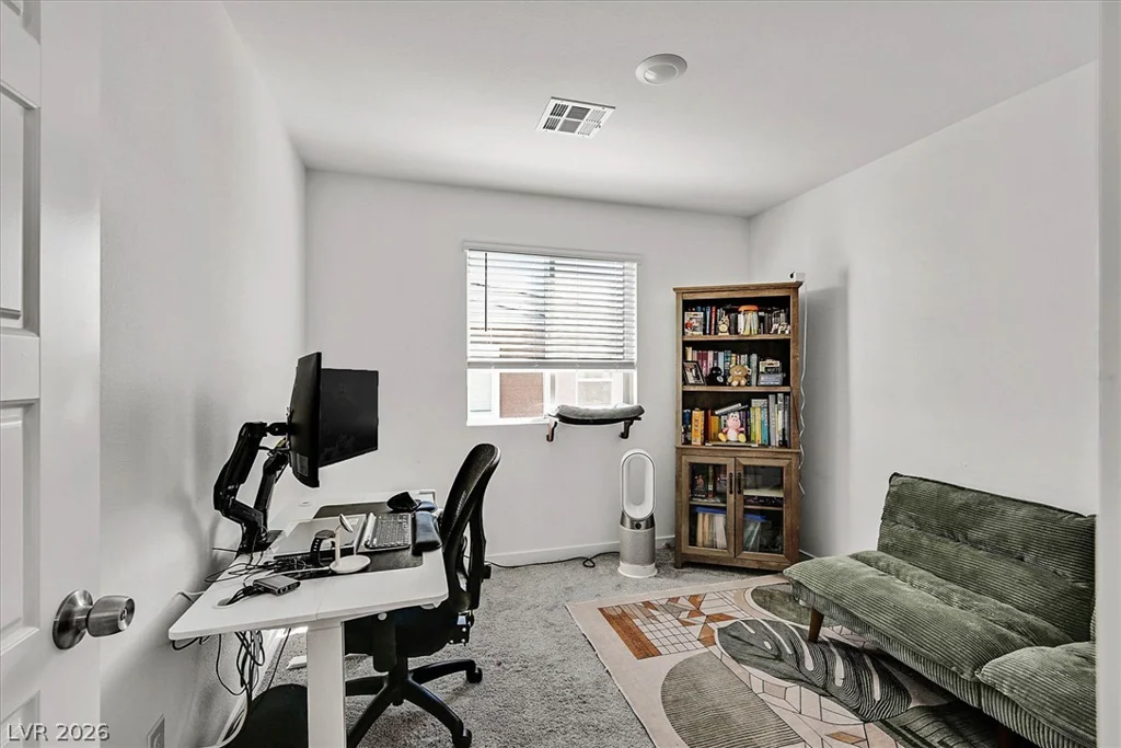 6282 Foxes Dale, Las Vegas, NV 89166