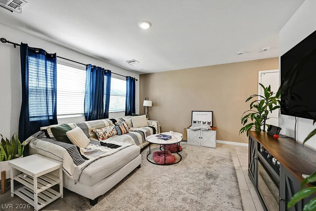 6282 Foxes Dale, Las Vegas, NV 89166
