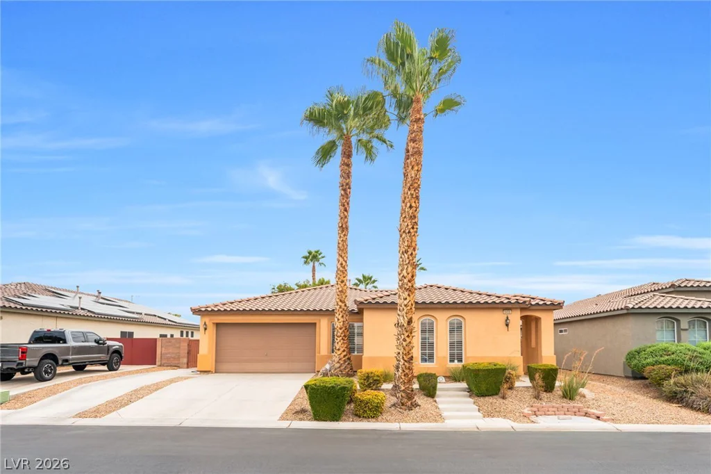 6450 Hughes Springs, Las Vegas, NV 89131