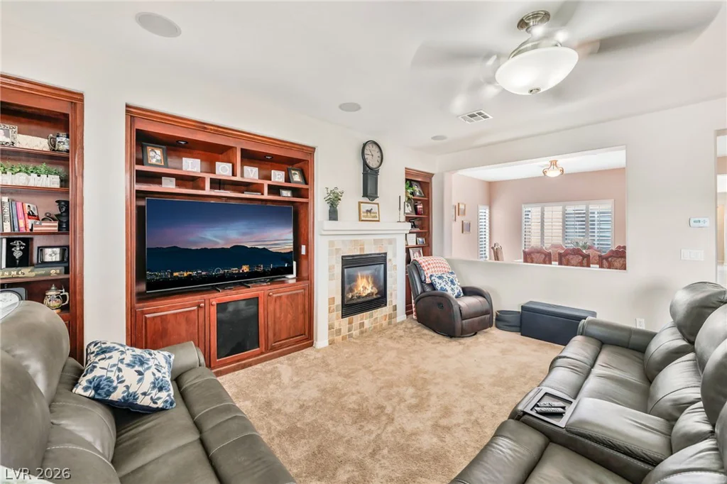 6450 Hughes Springs, Las Vegas, NV 89131