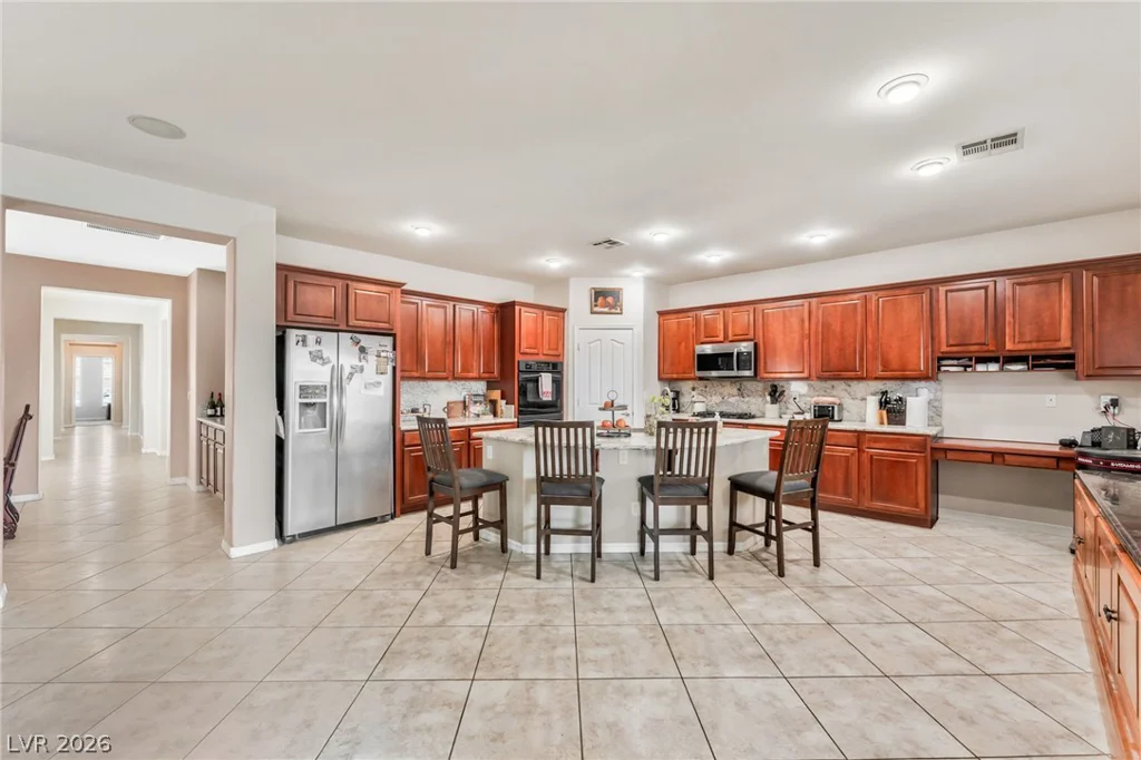 6450 Hughes Springs, Las Vegas, NV 89131