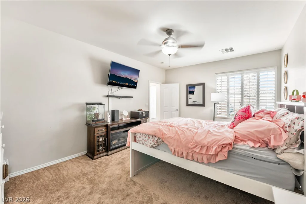 6450 Hughes Springs, Las Vegas, NV 89131
