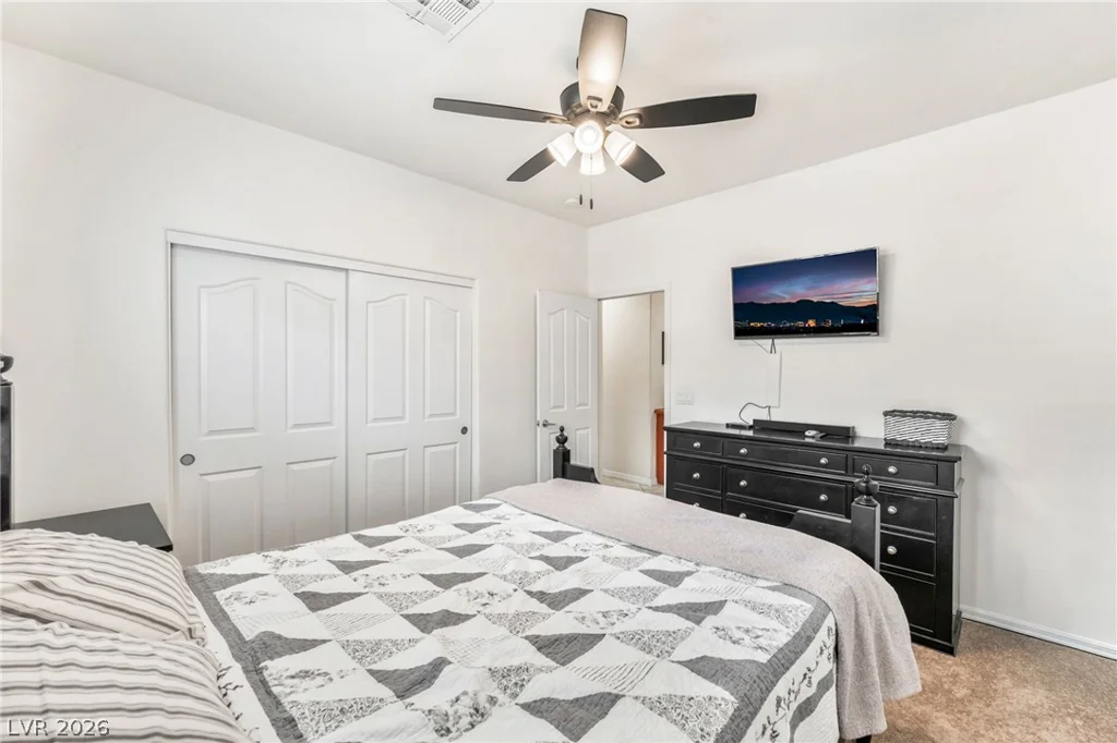 6450 Hughes Springs, Las Vegas, NV 89131