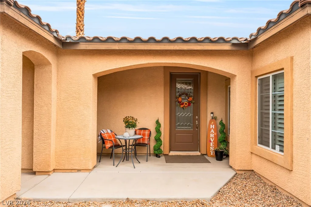 6450 Hughes Springs, Las Vegas, NV 89131