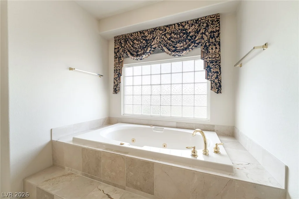 2432 Tour Edition, Henderson, NV 89074