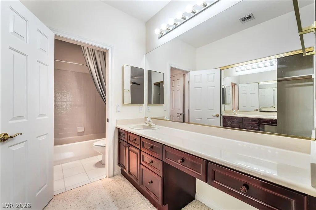 2432 Tour Edition, Henderson, NV 89074