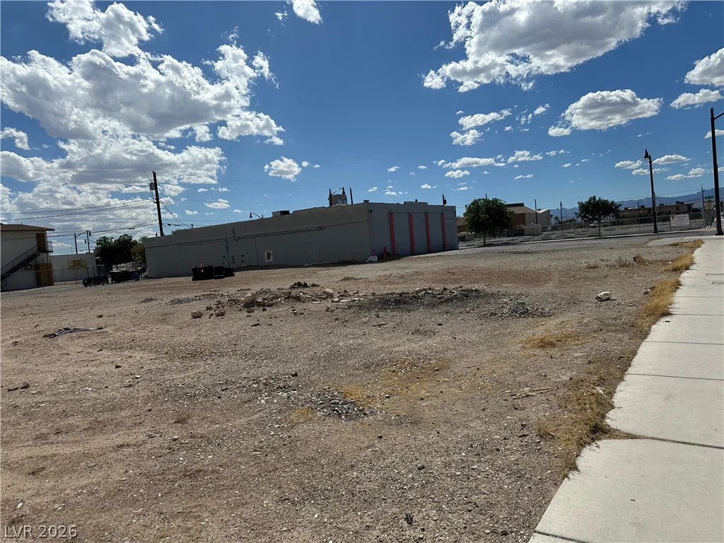315 Monroe, Las Vegas, NV 89106