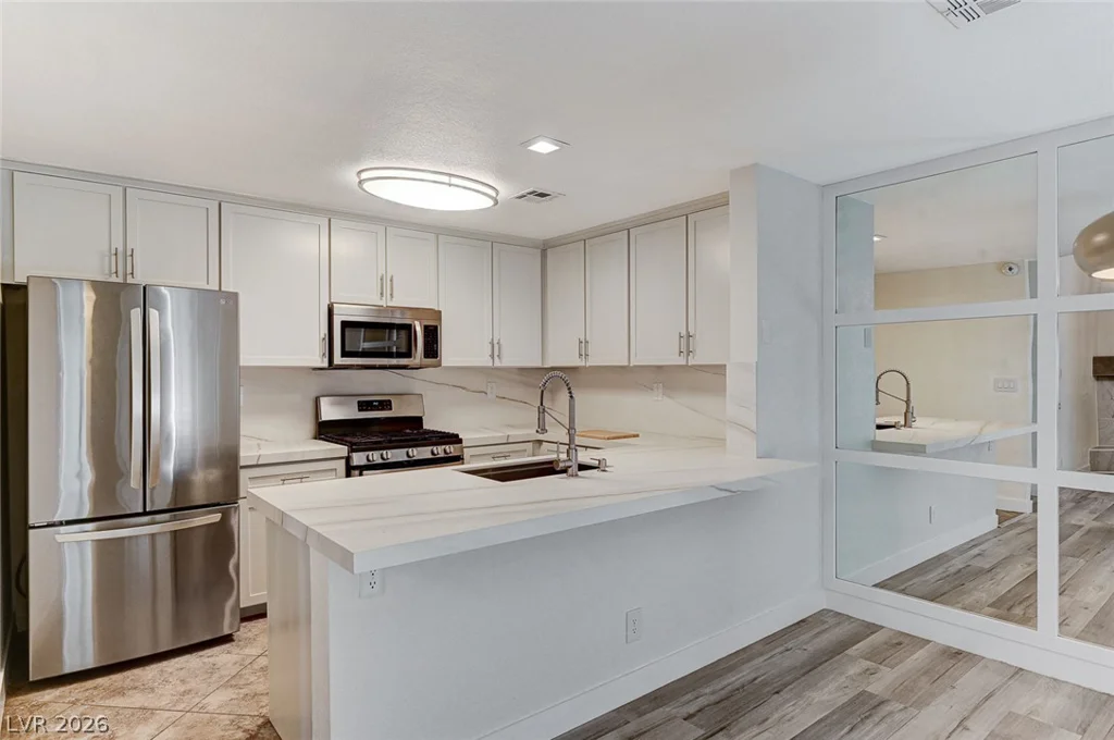 2633 Durango, Las Vegas, NV 89117