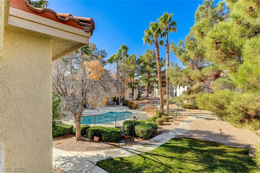 2633 Durango, Las Vegas, NV 89117