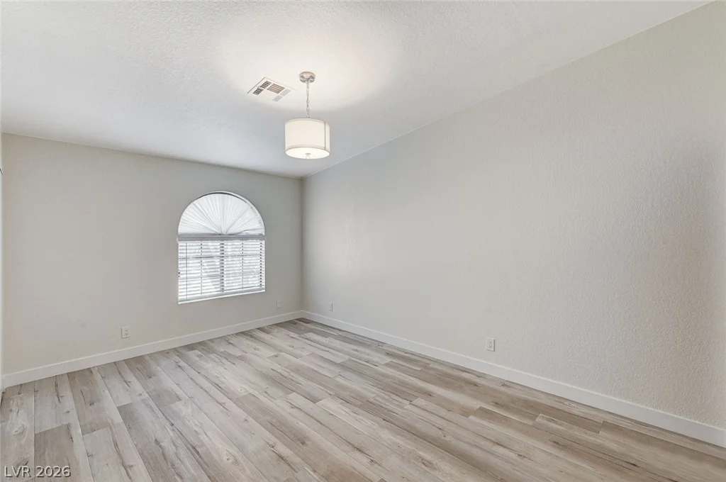 2633 Durango, Las Vegas, NV 89117