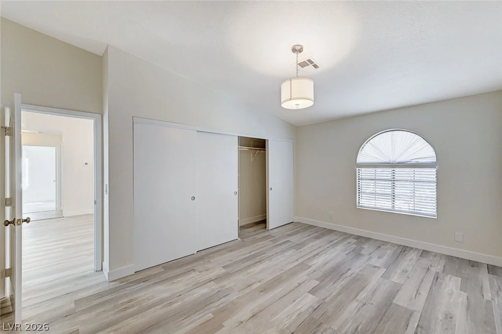 2633 Durango, Las Vegas, NV 89117