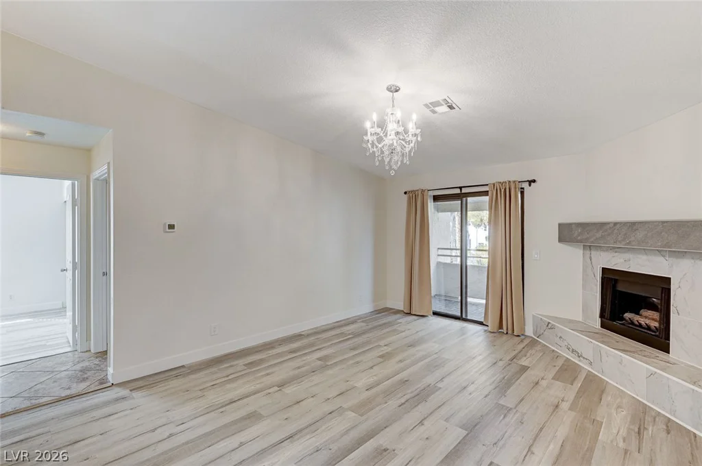 2633 Durango, Las Vegas, NV 89117