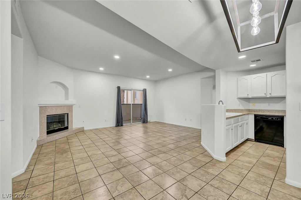 2050 Warm Springs, Henderson, NV 89014