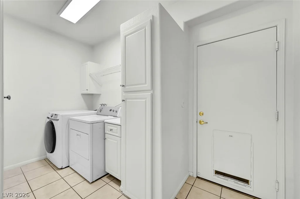 2050 Warm Springs, Henderson, NV 89014