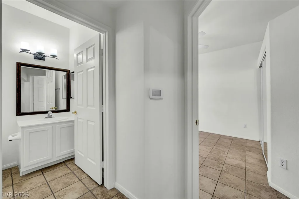 2050 Warm Springs, Henderson, NV 89014