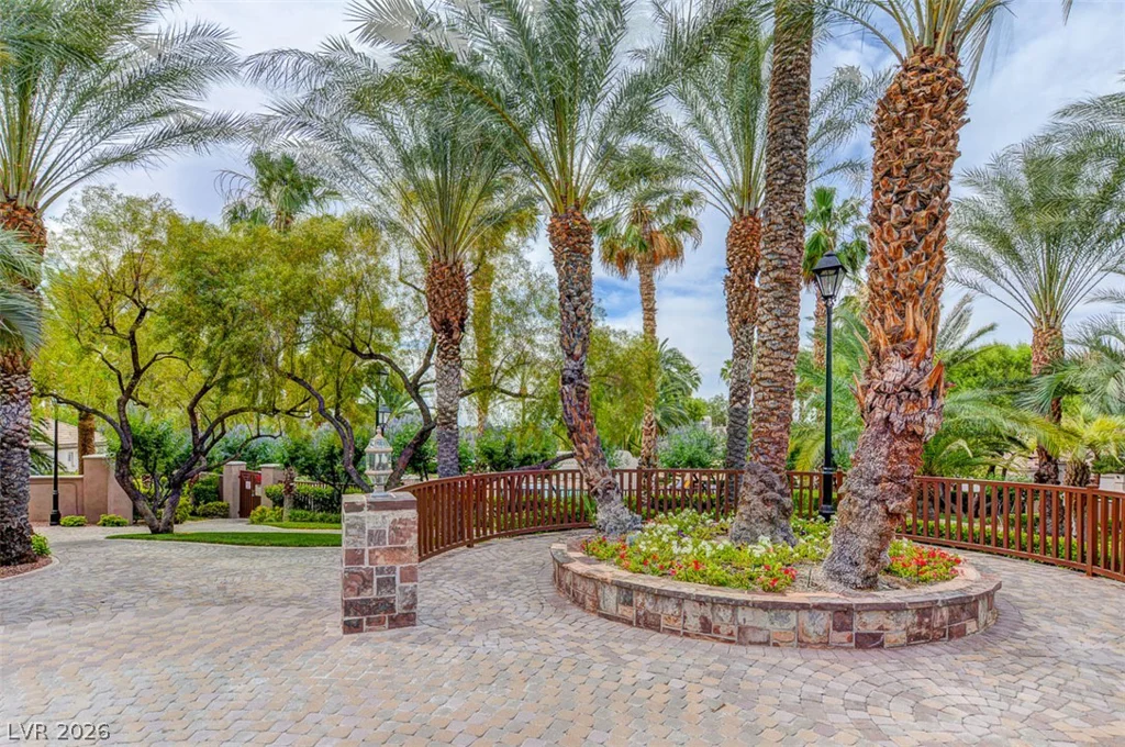 2050 Warm Springs, Henderson, NV 89014