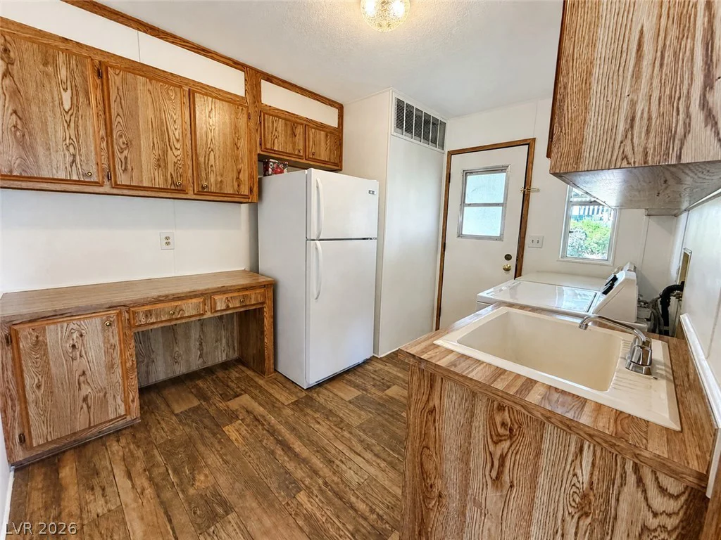 595 Lake Michigan, Boulder City, NV 89005