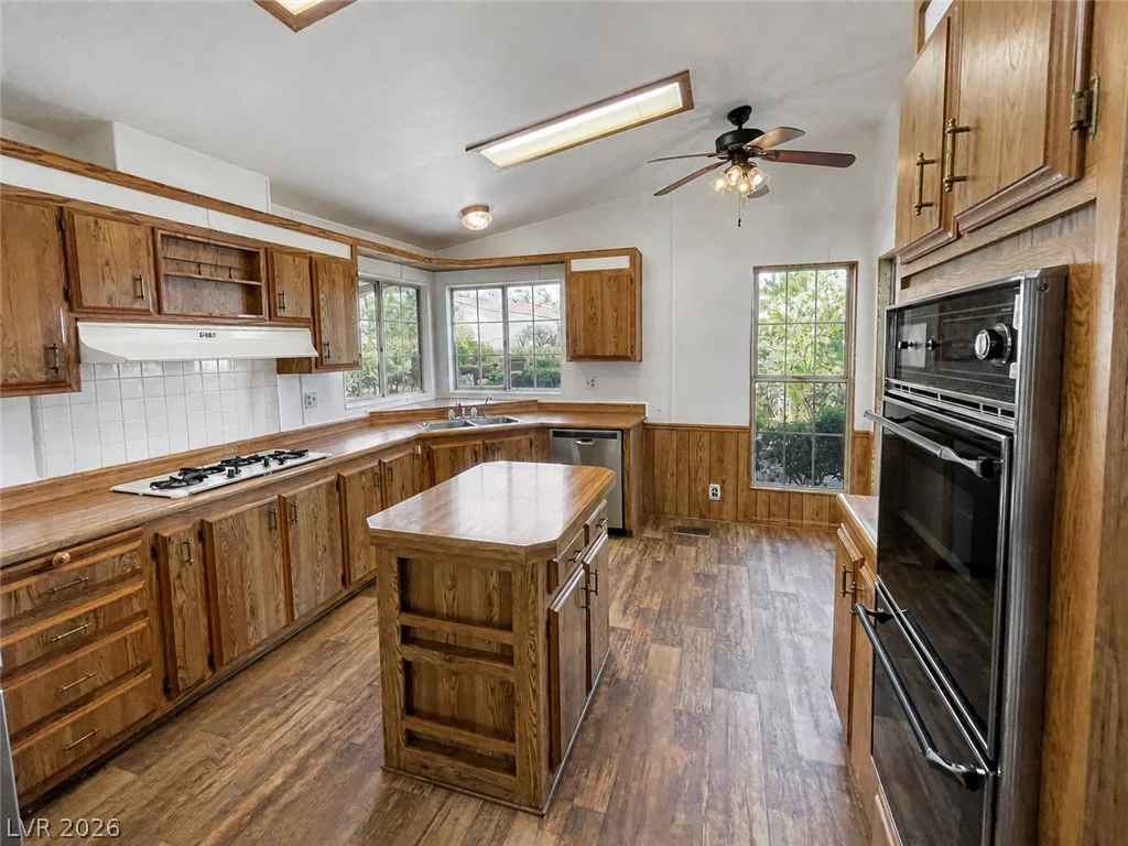 595 Lake Michigan, Boulder City, NV 89005