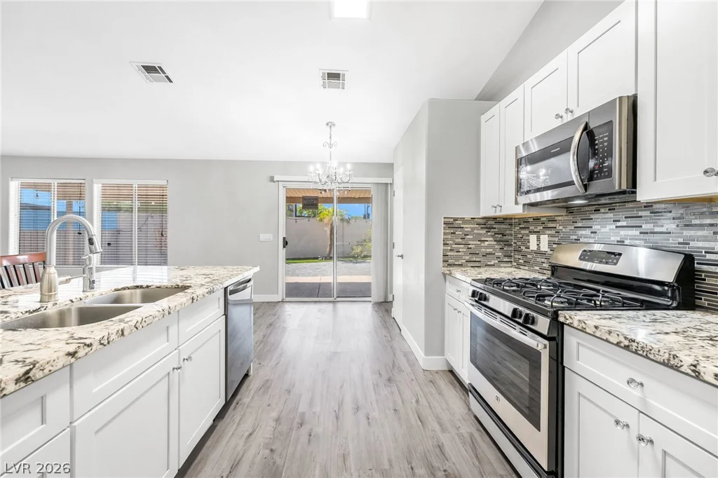 719 Carlitos, North Las Vegas, NV 89031