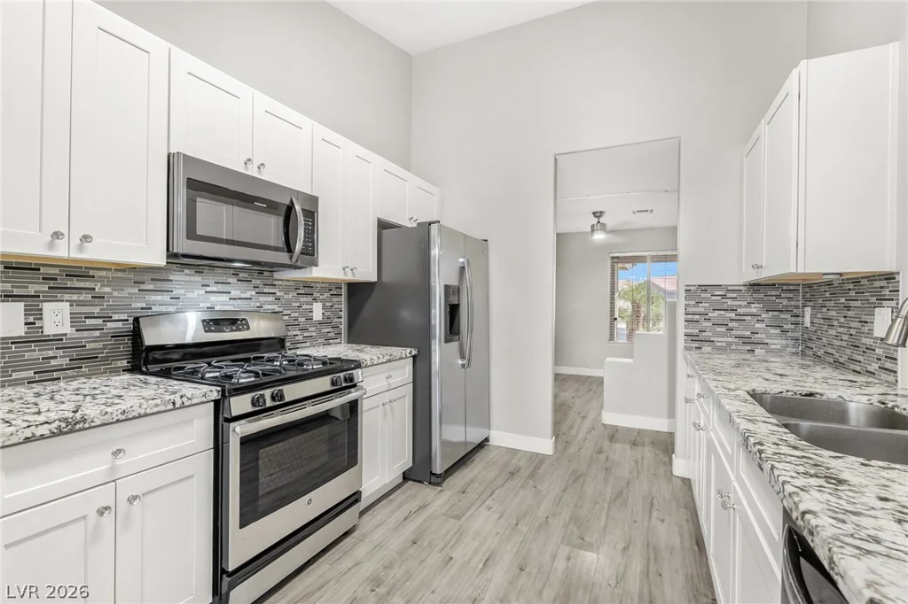 719 Carlitos, North Las Vegas, NV 89031