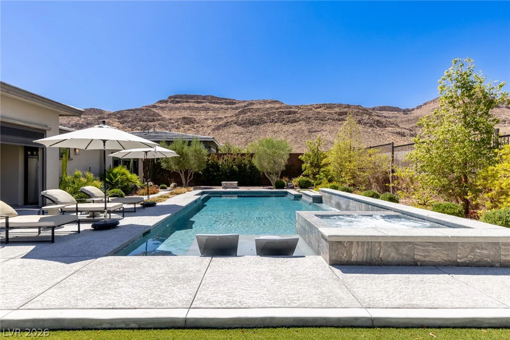 6957 Rainstone, Las Vegas, NV 89148