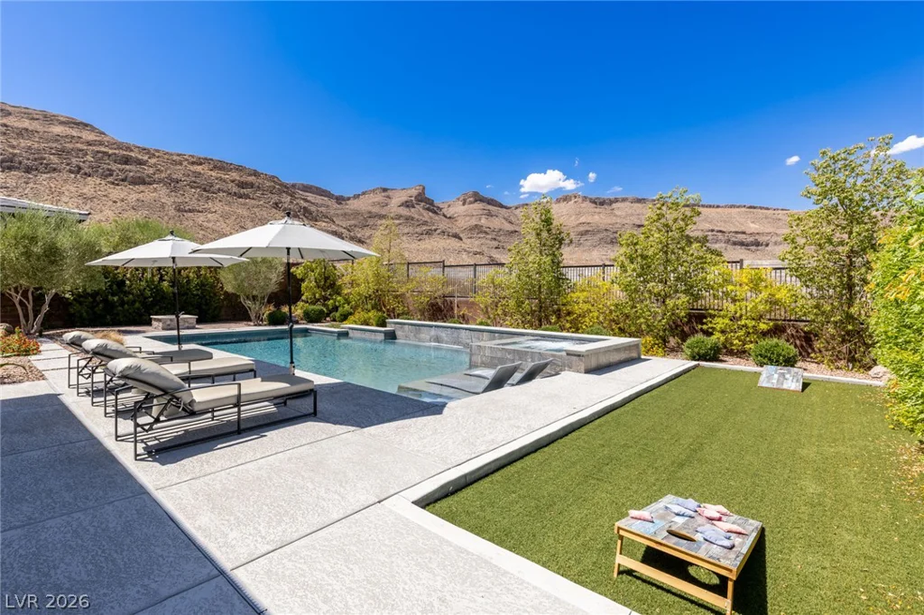 6957 Rainstone, Las Vegas, NV 89148