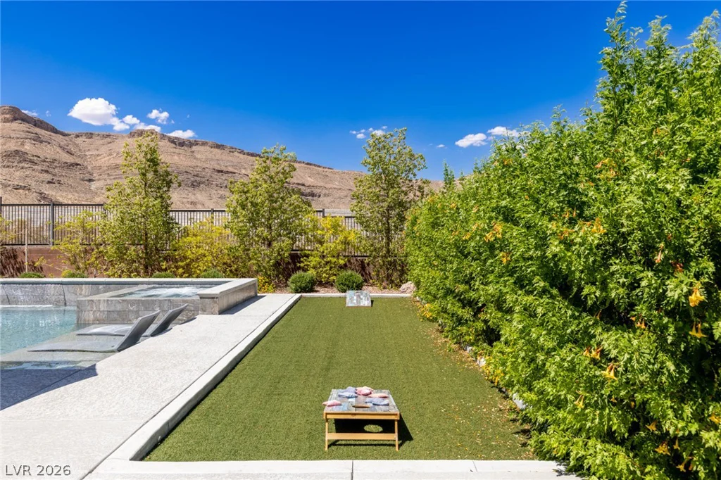 6957 Rainstone, Las Vegas, NV 89148