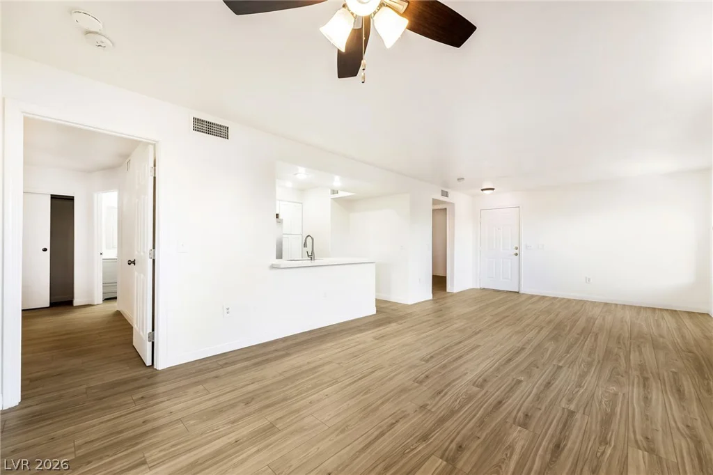 7950 Flamingo, Las Vegas, NV 89147