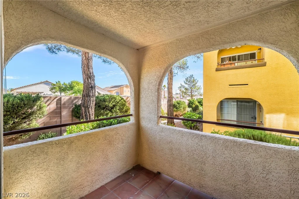7950 Flamingo, Las Vegas, NV 89147