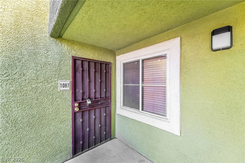 7950 Flamingo, Las Vegas, NV 89147