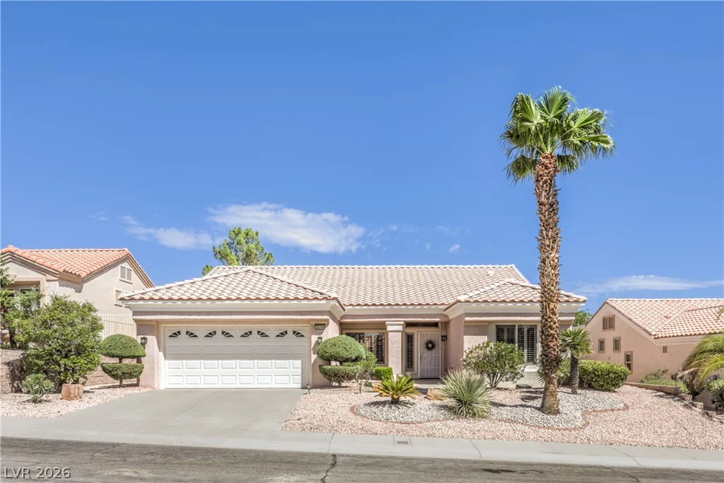 10700 Grand Cypress, Las Vegas, NV 89134