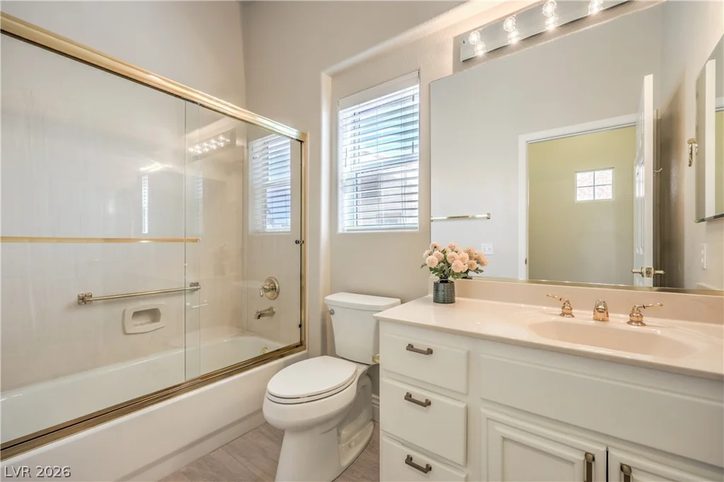 10700 Grand Cypress, Las Vegas, NV 89134